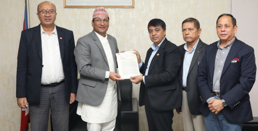 ऊर्जा उद्यमीका जायज समस्या समाधान गर्छौँः ऊर्जामन्त्री बस्नेत