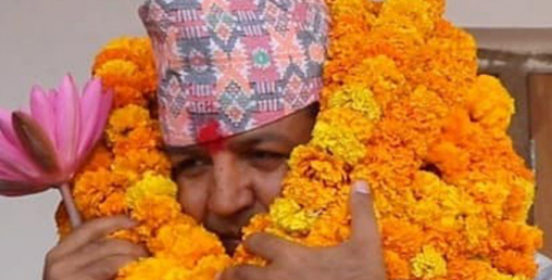 पूर्वस्वास्थ्यमन्त्री भानुभक्त ढकाललाई दोब्बर मतान्तरले हराउदै शर्मा विजयी