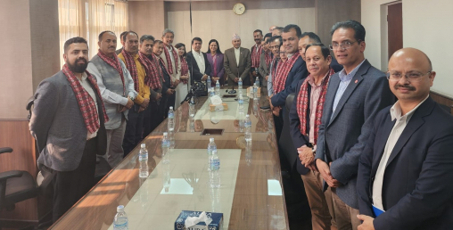 राष्ट्र बैंक र महासंघका पदाधिकारीबीच भेटवार्ता, तरलता बढाउदै व्याजदर घटाउनेमा छलफल