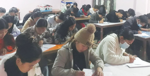 आमाहरु कोरिया जान भाषा सिक्दै, बेरोजगारीले कसैलाई छोडेन
