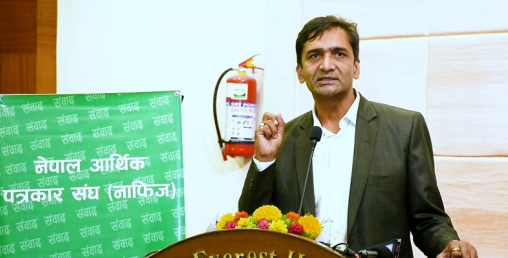 ‘नेपाल आयल निगम खारेज गरौँ, मूल्य वृद्धिको समस्या समाधान हुन्छ’