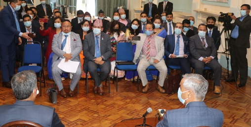 'लगानीकर्ता नेपाल भित्र्याउन के–के सुविधा दिनुपर्ने हो त्यसका निम्ति सरकार तयार'