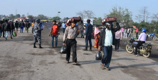 यस्तो भएपछि कोरोना किन न फैलियोस, गाउँगाउँमा कोरोना जोखिम बढ्यो