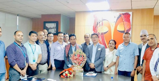 कुमारी बैंकका सीईओ सुरेन्द्र भण्डारीले  बैंक छोडे