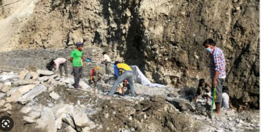 जमानी बसेको बैंकबाट जमानत जफत हुने भएपछि बल्ल निर्माण सुरु