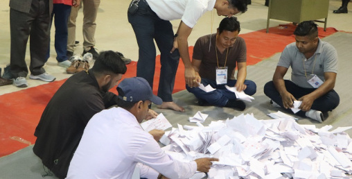 चितवन–२ मा रवि झण्डै दोब्बरले अगाडी
