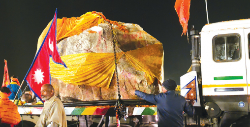 देउता बन्न हिँडेको देवशिलासँग अयोध्याको यात्रा