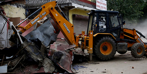काठमाडौं महानगरका ३९ ठाउँमा चल्यो बालेनको डोजर