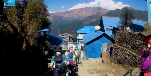 आजदेखि खुले घोडेपानी र पुनहिलका होटल