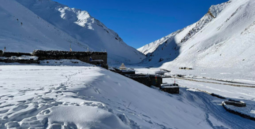 हुम्ला र मुस्ताङमा हिमपात