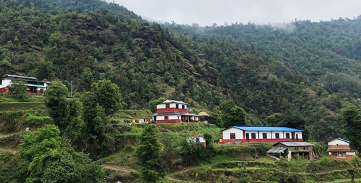 सुनसान छन् बागलुङका घरबास