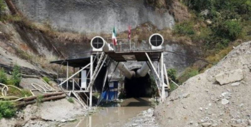 मेलम्चीमा मजदूर र  प्रहरीबीच झडपः ६ राउण्ड अश्रुग्यास प्रहार