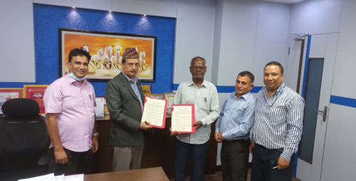 अजोड इन्स्योरेन्स कम्पनी र बटेश्वर गाउँपालिका कार्यालयबीच सम्झौता