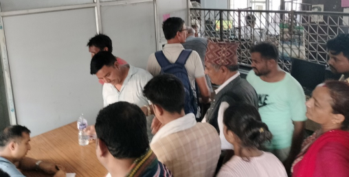 भैरहवा भन्सार कार्यालयमा प्रज्ञापनपत्र भर्ने बढे