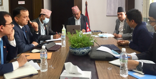 कार्यान्वयन गर्न सक्ने कार्यक्रममात्र प्रस्ताव गर्न मन्त्रालयहरूलाई अर्थमन्त्रीको निर्देशन