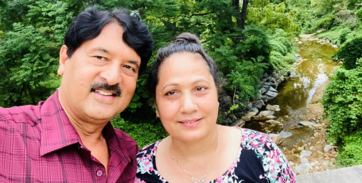 लोकगायक प्रेमराजा महत तथा कविता महत कोरोनाबाट मुक्त