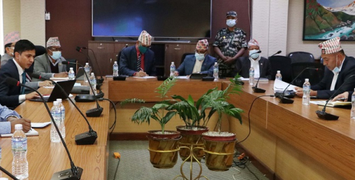 आवश्यकताका आधारमा आयोजनाहरु छनौट गर्न  प्रदेश र स्थानीय तहलाई निर्देशन