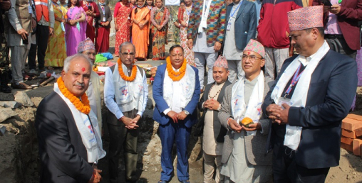 शिक्षा मन्त्रीले गरे २४ घण्टा अध्ययन गर्ने लाइब्रेरी भवनको शिलान्यास