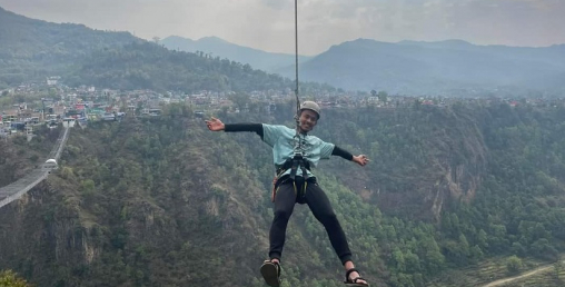 साहसिक पर्यटनको गन्तव्य क्लिफले शुरू गर्यो ‘क्रेन स्वीङ’