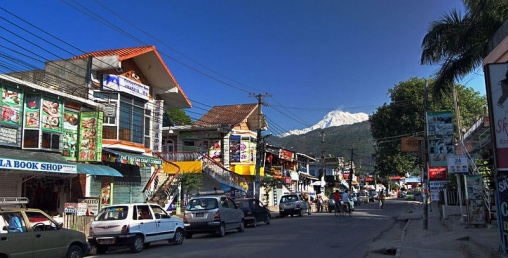 पोखराको लेकसाइड र बगरमा छरियो ‘डिसइन्फेक्सन स्प्रे’