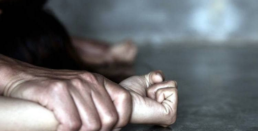 बहिनीको पढाइ राम्रो भएपछि दाजुभाइले नै गरे बलात्कार