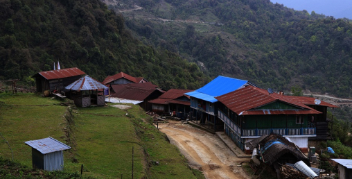 सम्झनामा सीमित बन्यो लालीखर्क