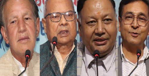'प्रधानमन्त्री ओलीबाट अझै प्रतिगमनको खतरा छ'