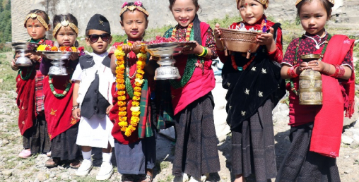 होमस्टेमा बालबालिकाको स्वागत