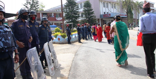 टाउको दुखेर आएकी विरामीको मृत्युपछि युनिभर्सल कलेज तनाव ग्रस्त