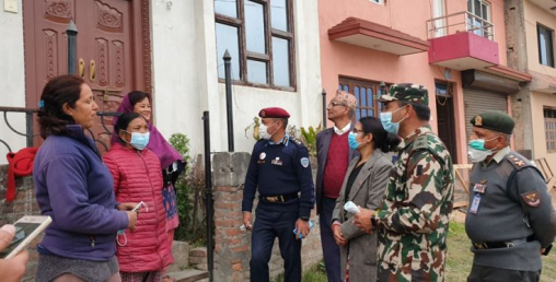 कोरोनाको त्रासमा खरिपाटी क्षेत्रका वासिन्दाले घर छोडे