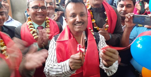 जिल्ला प्रशासन कार्यलय धनुषामा प्रभु बैंकको एक्स्टेन्सन काउण्टर
