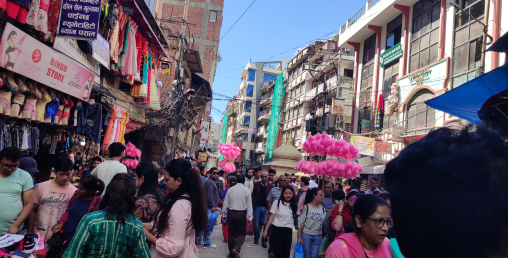 यस वर्षको दशैं महगो हुने, ११ सय कन्टेनर नाकाको पार्किङ क्षेत्रमा
