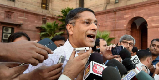भारतको अर्थ व्यवस्था आइसीयूको तर्फ अघि बढेको अरविंदको भनाई
