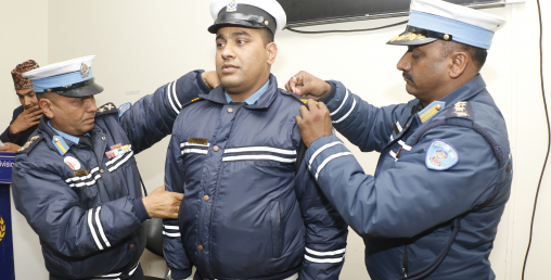 ट्राफिकका ५२ जना प्रहरी जवानबाट हवल्दारमा बढुवा