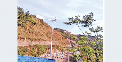 हावाको बिजुलीले गाउँ नै झलमल