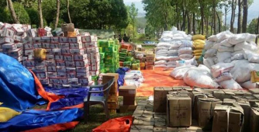 गुजारा चलाउनेलाई दिइने राहत औँठी–आइफोन बोक्ने हुनेखानेकै हातमा