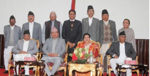 राष्ट्रपतिद्धारा  एकैपटक सतओटै प्रदेशका प्रमुखलाई बर्खास्त,  नयाँ नियुक्ति आज