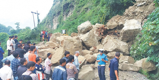 उच्च अदालतबाट आदेश आउनुअघि नै सिद्धबाबा यसरी सुटुक्क भागे भारत
