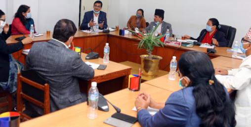 मदिरा र सुर्तीजन्य पदार्थमा कर बढाउने शिक्षा तथा स्वास्थ्य समितिको सुझाव