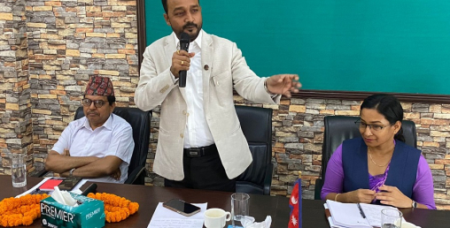 फास्ट ट्रयाकमा विकास निर्माणको काम अगाडि बढाउन मन्त्री यादवको निर्देशन