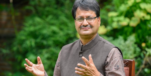मन्त्री साउदले लिए शपथ