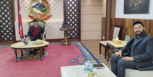 प्रधानमन्त्री प्रचण्डलाई भेट्न पुगे गृहमन्त्री लामिछाने, के भयो कुराकानी ?