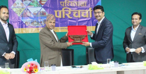 शेयर धितो कर्जाले व्यवसायमा हुने लगानीलाई असर गर्दैनः गभर्नर