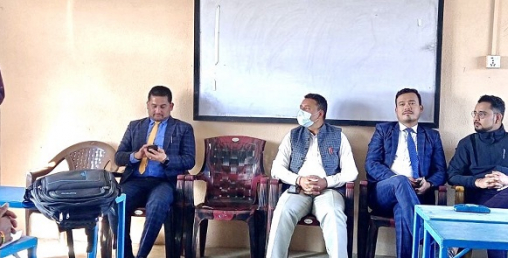 चन्द्रगढी र पोखरामा ‘युवासँग महालक्ष्मी लाईफ’  कार्यक्रम सम्पन्न