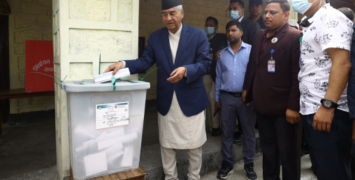 देशभर ३५ प्रतिशत मत खस्यो, सात जिल्लामा मतदान कार्य अवरुद्ध