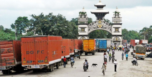 रक्सोल नाकाबाट कार्गो बन्द गर्न दबाब