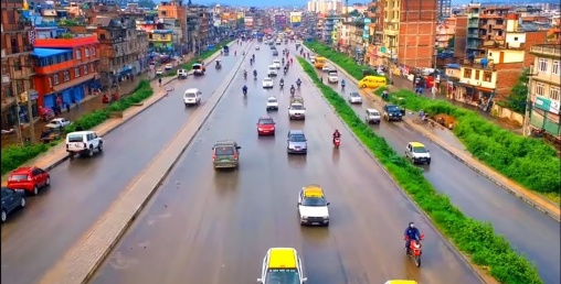 ट्राफिक नियम : “पर्ख, हेर र जाउँ”