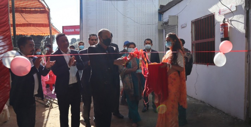 डडेल्धुरामा महिन्द्राको थ्रीएस सुविधासहितको शोरुम स्थापना