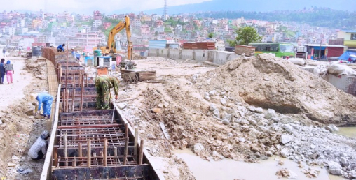 कलंकी-चाबहिल सडक खण्ड विस्तार हुन हिउँद कुर्नुपर्ने