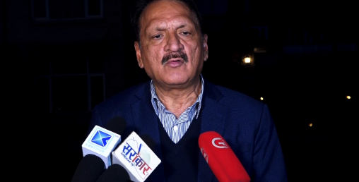 किन घट्यो शेयरबजार ? अर्थमन्त्रीले लिए चासो